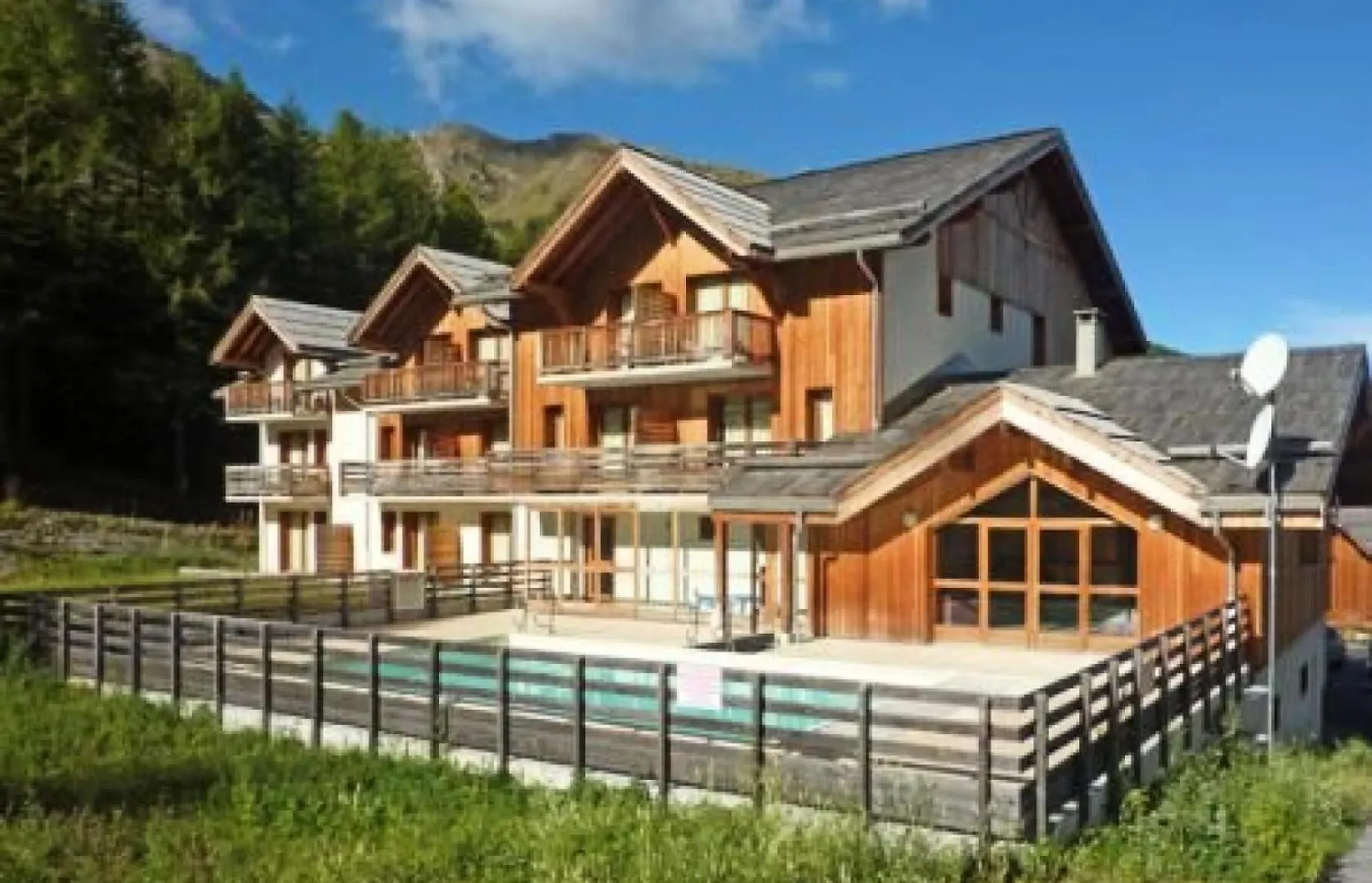 Residence La Combe D Or - Appartement En Residence De Standing Mae-2064 Le Melezet France